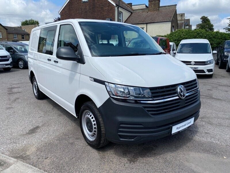 White New 2025 VW T6.1 Startline Van | £32,994 (Good price) - Image 1/4