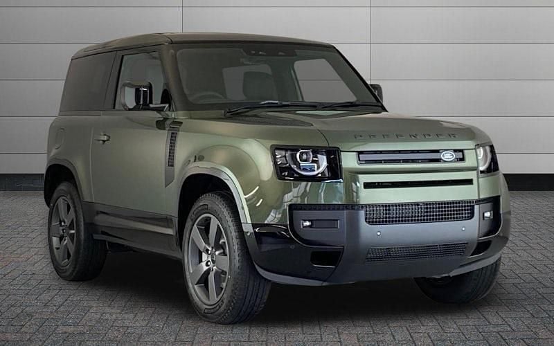 New 2025 Land Rover Defender HSE Dynamic Estate | £74,490 (Super price) - Image 1/4