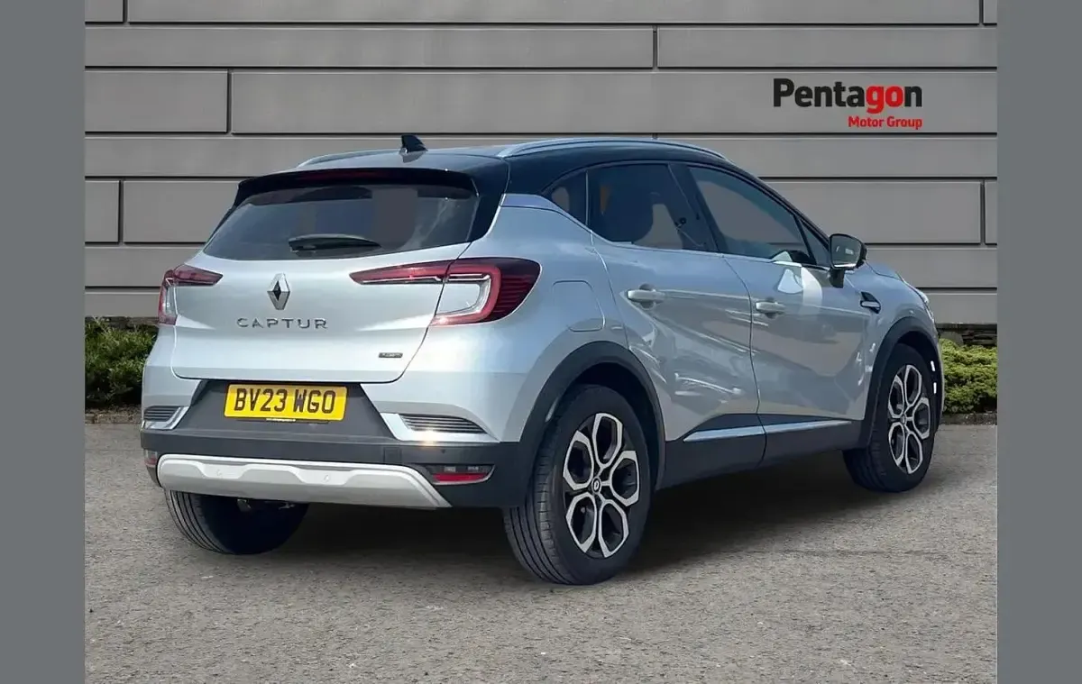 Used Renault Captur Techno 143 HP (105 kW) 2023 Other SUV