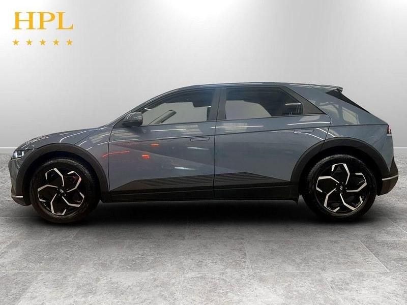 Used Hyundai Ioniq SE 125 kW (170 HP) 2022 Blue Hatchback