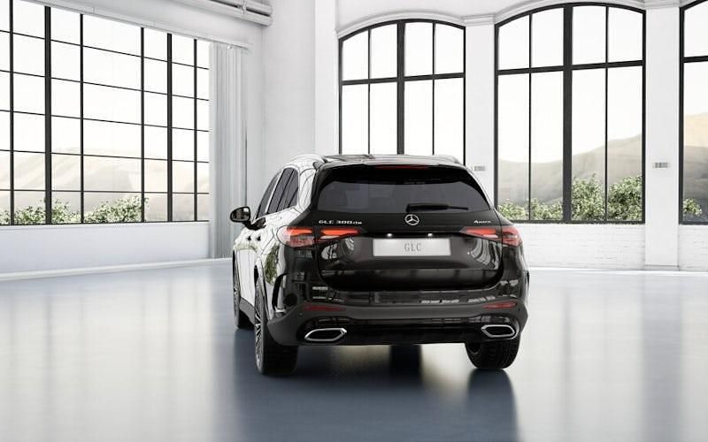 New Mercedes GLC300e Urban 333 HP (244 kW) 2025 Estate