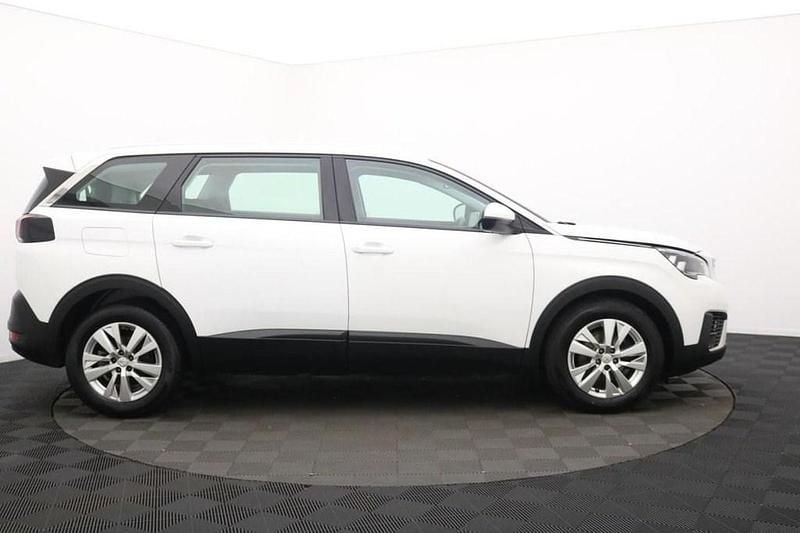 Used Peugeot 5008 Active 130 HP (95 kW) 2019 White SUV