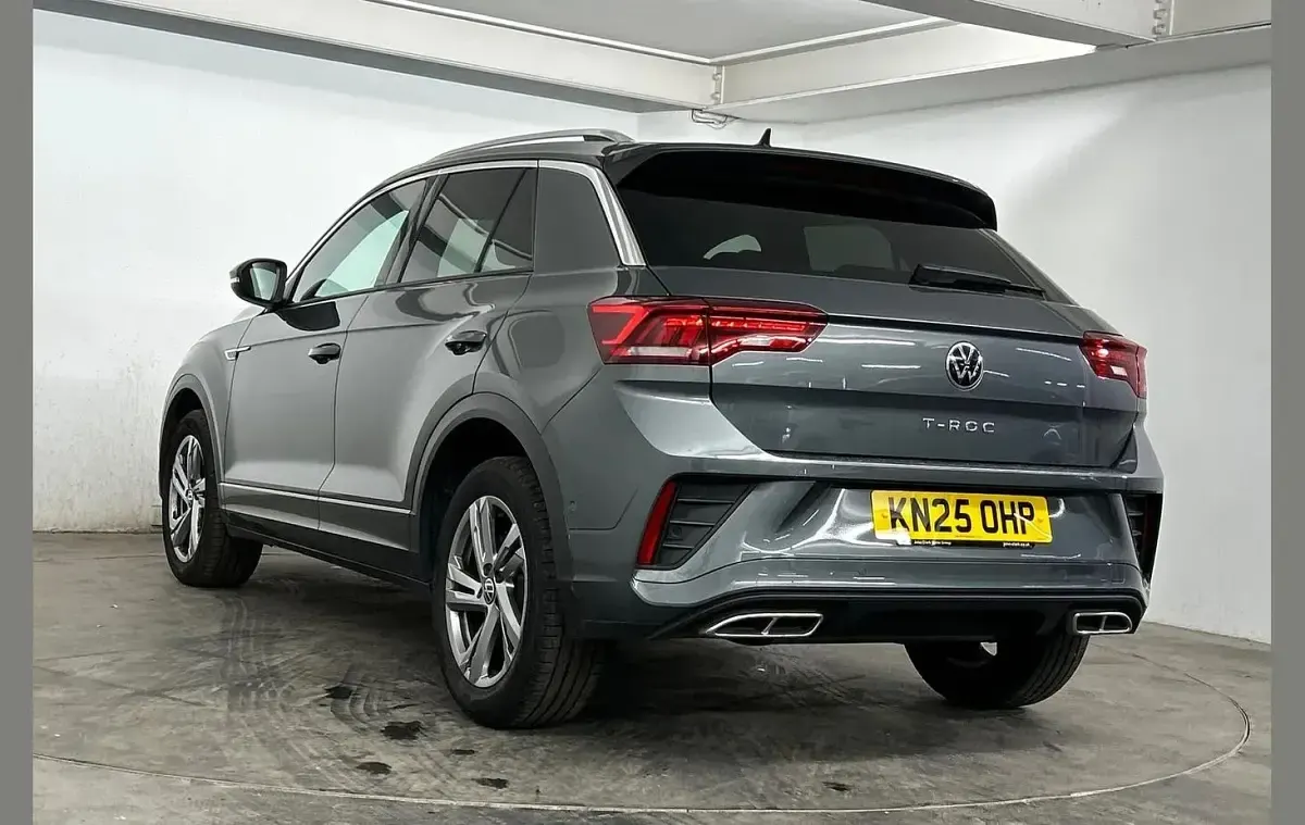 Used VW T-Roc R-line 150 HP (110 kW) 2025 Grey SUV