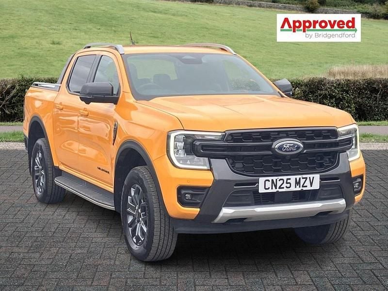 Begagnad Ford Ranger Wildtrack 2025 Orange Pickup