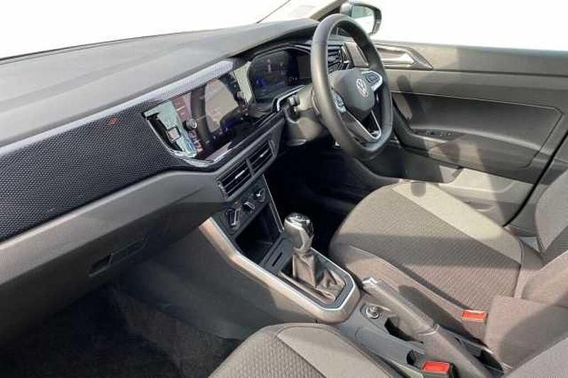 Used VW Polo Life 95 HP (69 kW) 2025 Smokey grey Hatchback