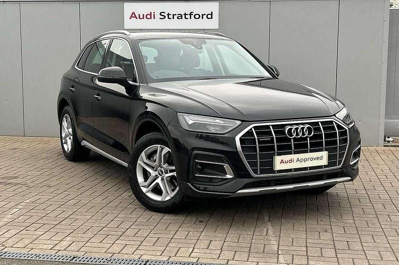 Black Used 2021 Audi Q5 Sport SUV | £27,950 (A bit pricey) - Image 1/4