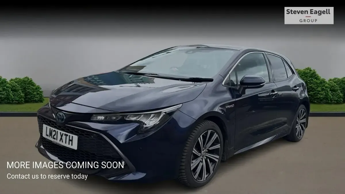 Used Toyota Corolla Design 122 HP (89 kW) 2021 Blue Hatchback