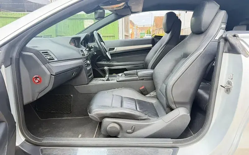 Used Mercedes E220 AMG 170 HP (125 kW) 2015 Silver Cabriolet