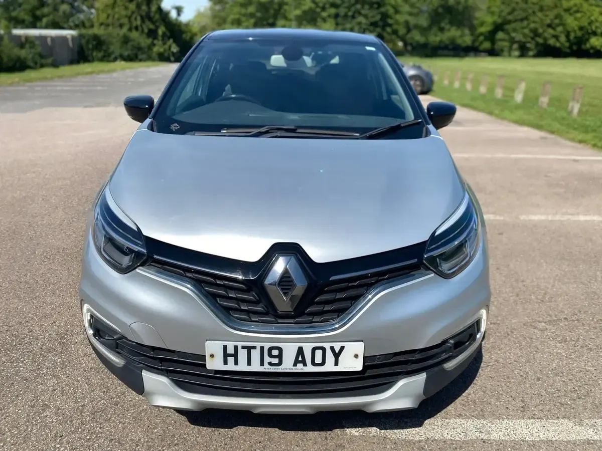 Used Renault Captur GT-Line 2019 Silver SUV