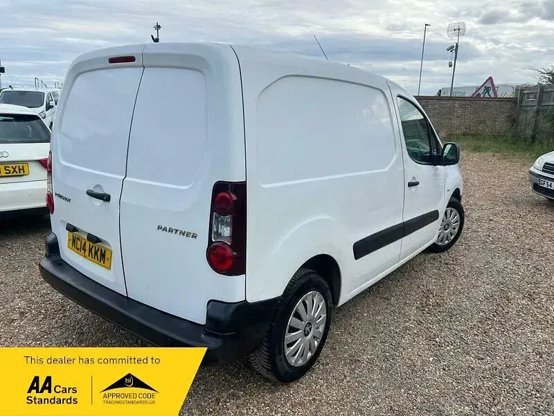 Used Peugeot Partner 2014 White