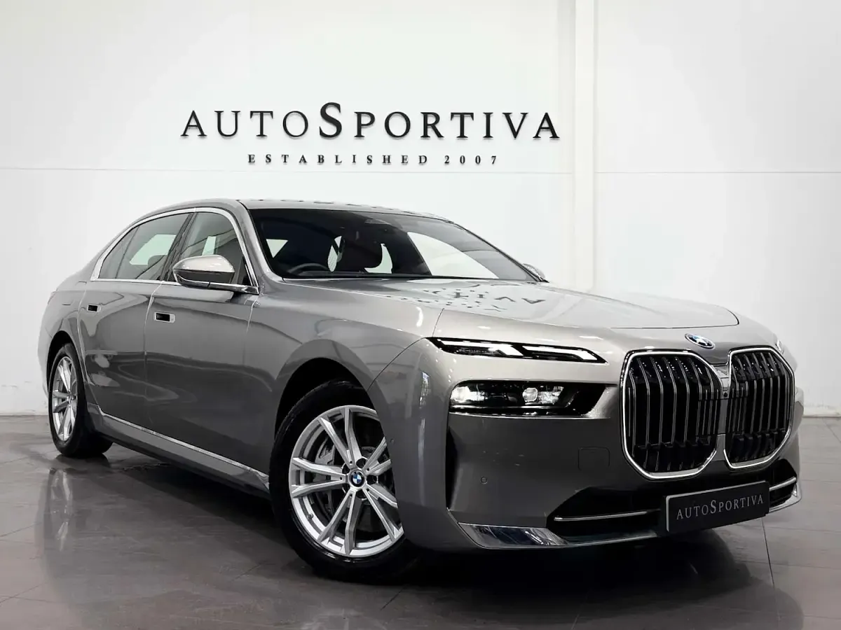 Used BMW 750e Basis 489 HP (359 kW) 2025 Sedan