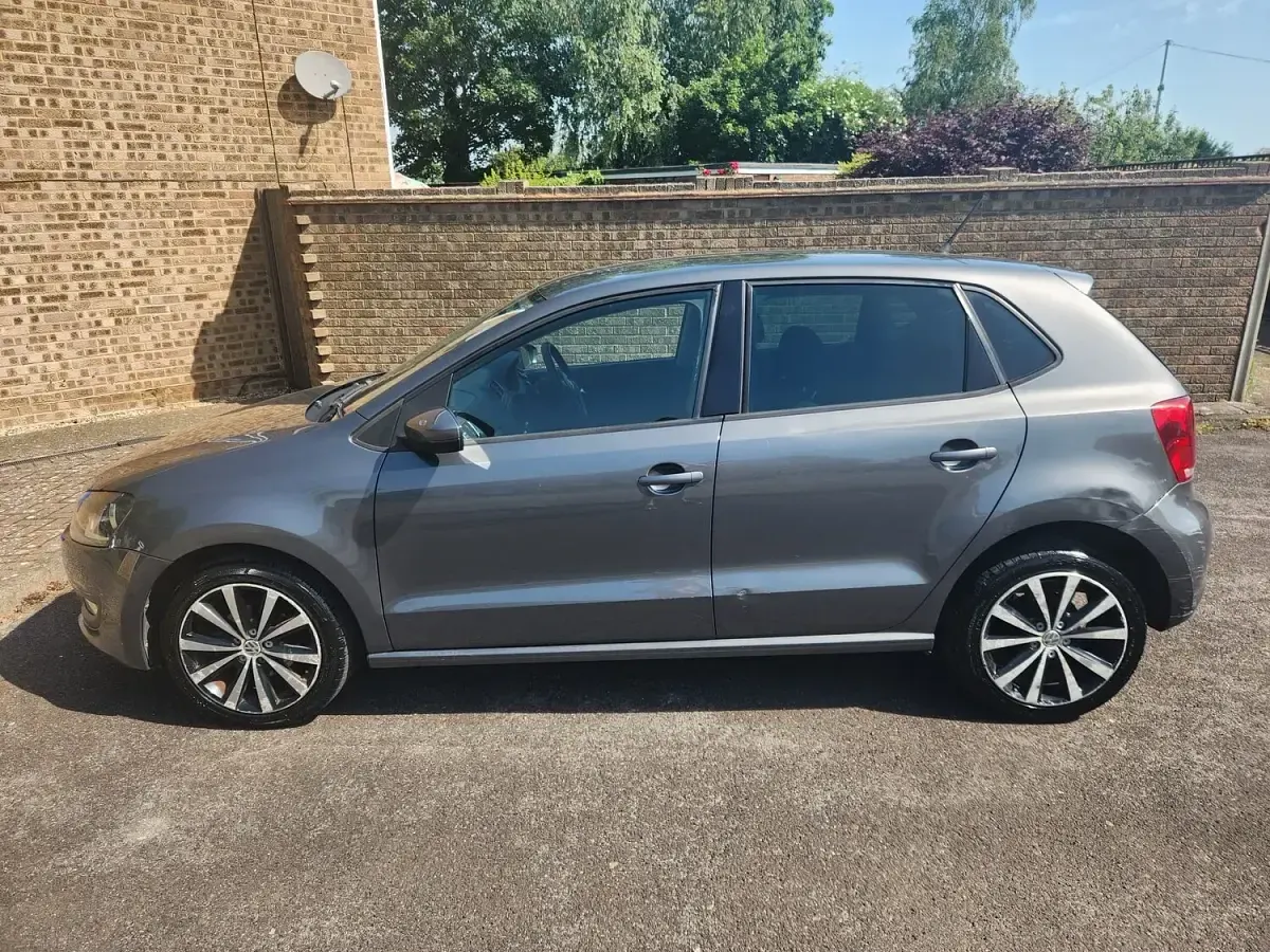 Used VW Polo Match 85 HP (62 kW) 2012 Grey Hatchback