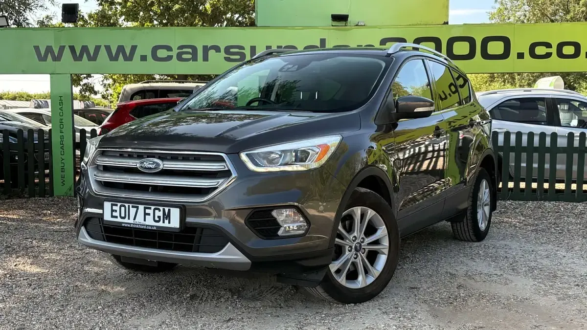 Used Ford Kuga Titanium 150 HP (110 kW) 2017 Grey SUV