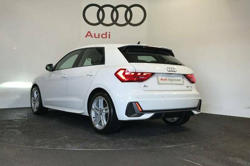 Used Audi A1 S-Line 94 HP (69 kW) 2020 White Hatchback