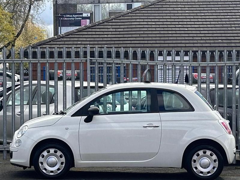 Used Fiat 500 Pop 69 HP (50 kW) 2015 White Hatchback