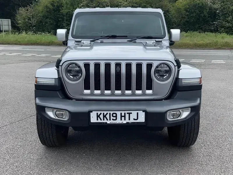 Used Jeep Wrangler Overland 270 HP (198 kW) 2019 Grey SUV