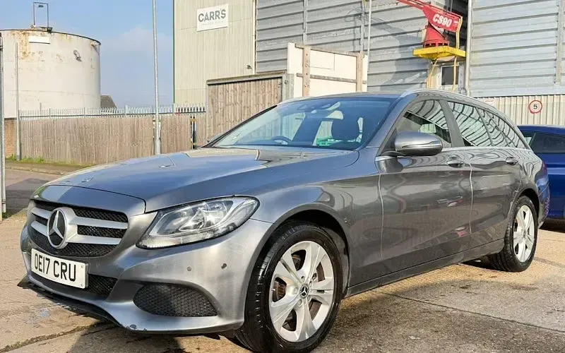 Begagnad Mercedes C200 Executive 184 HK (135 kW) 2018 Kombi