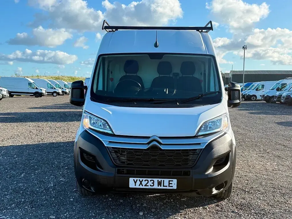 Used Citroën Relay 140 HP (102 kW) 2023 White Van