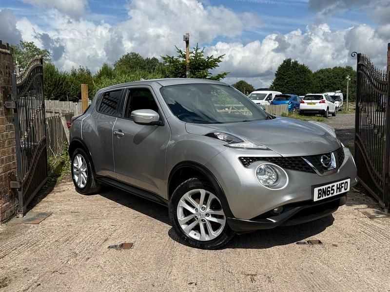 Used Nissan Juke Acenta Premium 110 HP (80 kW) 2015 Silver SUV