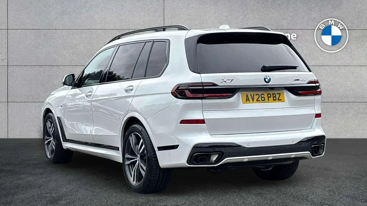 Used BMW X7 M Sport 347 HP (255 kW) 2026 White SUV