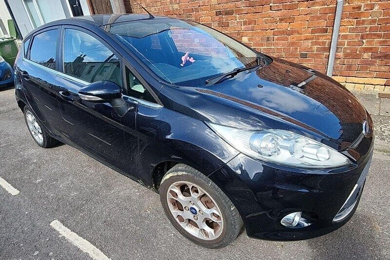 Used 2012 Ford Fiesta Zetec Hatchback | £1,995 (Good price) - Image 1/1