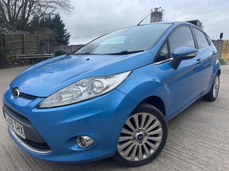 Used Ford Fiesta Titanium 94 HP (69 kW) 2009 Blue Hatchback