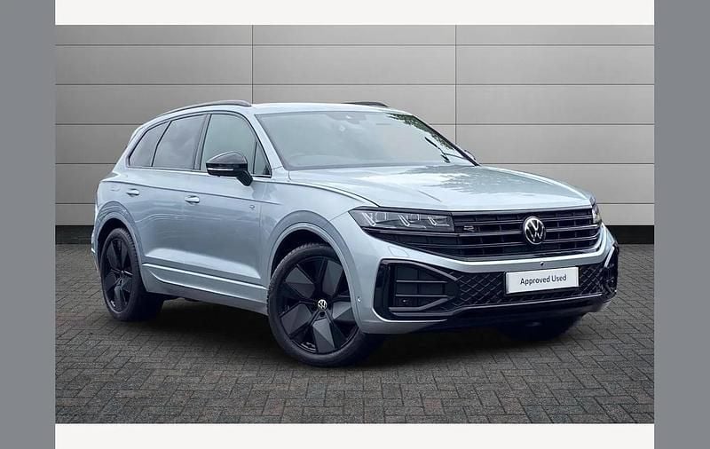 Silver Used 2025 VW Touareg Black Edition SUV | £54,750 (Fair price) - Image 1/4
