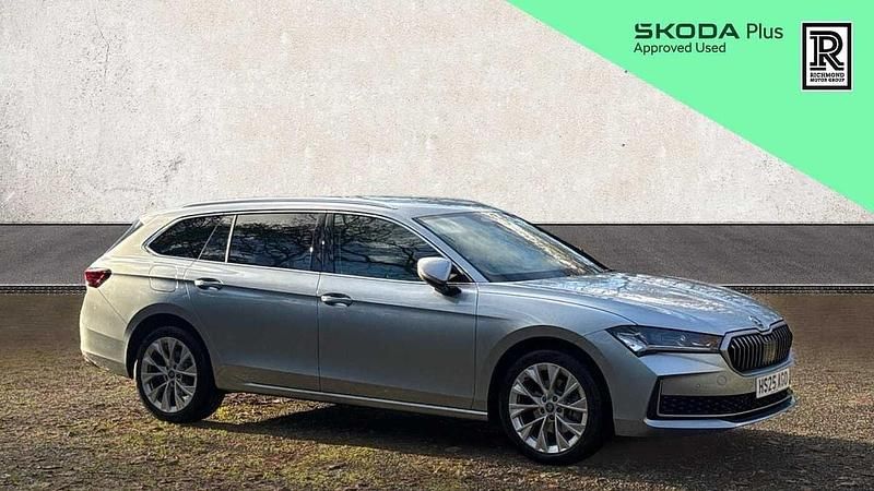 Silver Used 2025 Skoda Superb SE L Estate | £30,310 (Expensive) - Image 1/4