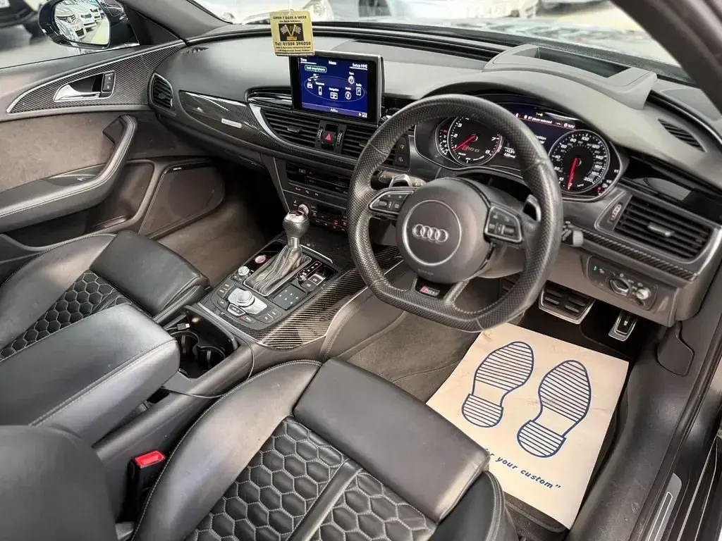 Begagnad Audi RS6 Performance 2017 Grå Kombi