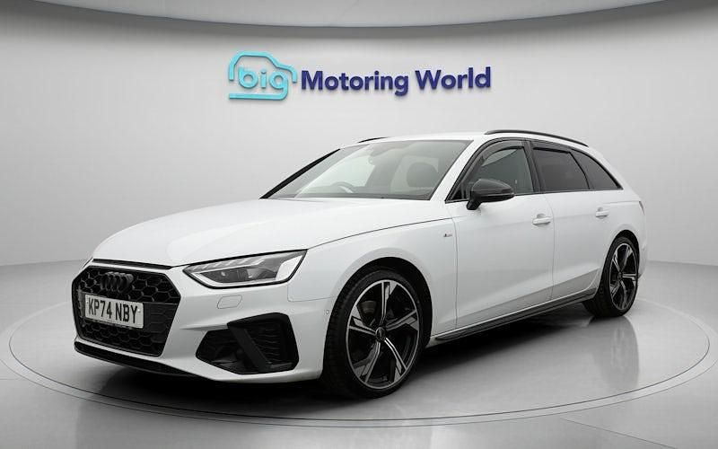 Used Audi A4 Black Edition 163 HP (119 kW) 2024 White Estate