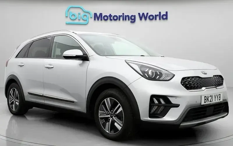 Begagnad Kia Niro 141 HK (103 kW) 2021 SUV