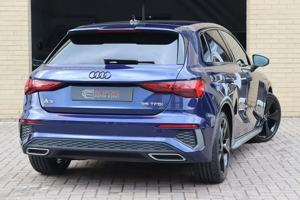 Used Audi A3 Sportback S-Line 150 HP (110 kW) 2023 Blue Hatchback