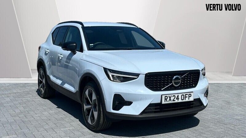 Used 2024 Volvo XC40 Plus SUV | £31,412 (Fair price) - Image 1/4