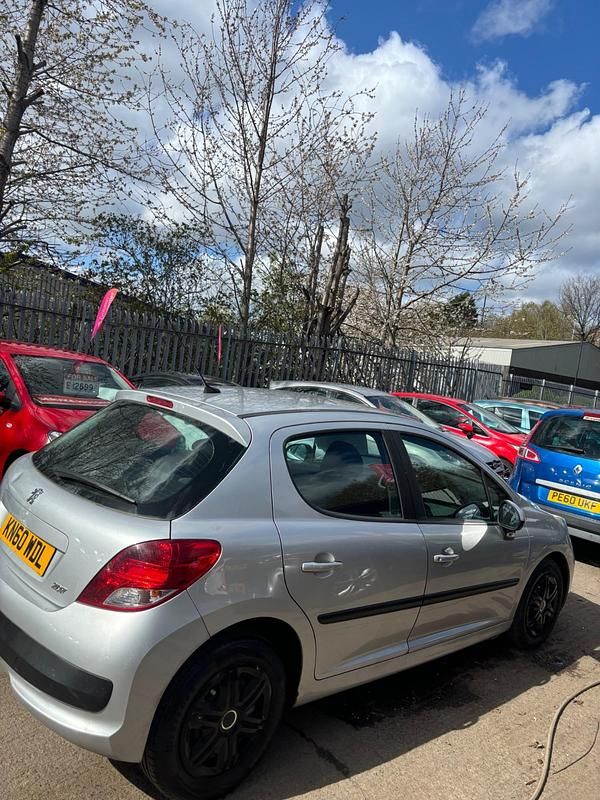 Used Peugeot 207 S 68 HP (50 kW) 2010 Silver Hatchback
