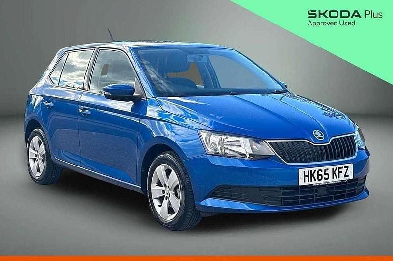 Race blue metallic Used 2016 Skoda Fabia SE Hatchback | £9,540 (Fair price) - Image 1/4
