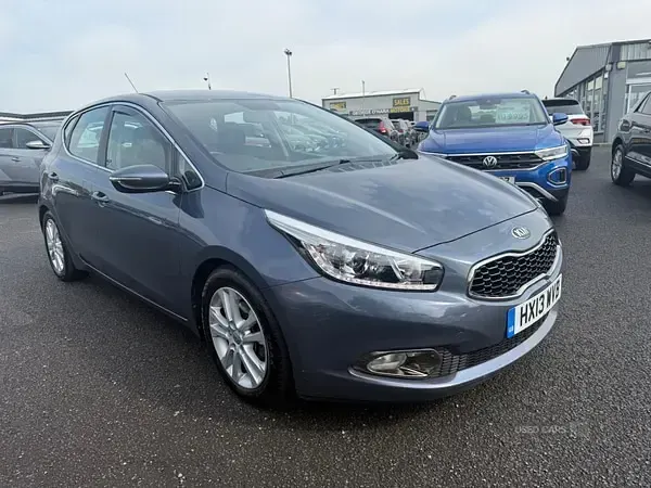 Used Kia Ceed 128 HP (94 kW) 2013 Blue Hatchback