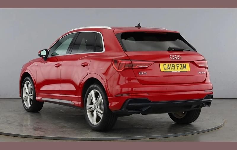 Used Audi Q3 S-Line 150 HP (110 kW) 2019 Tango red, metallic SUV