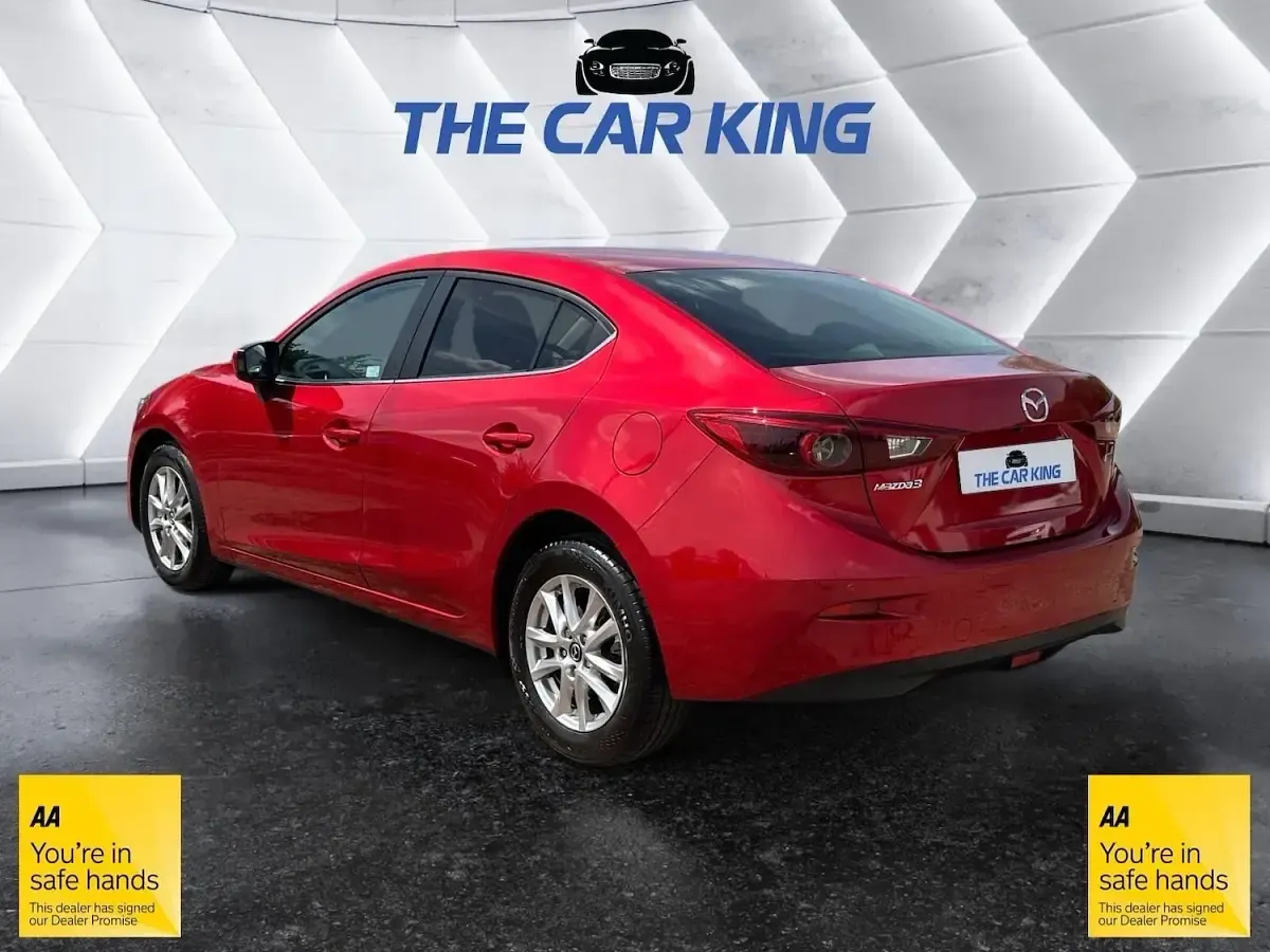Used Mazda 3 150 HP (110 kW) 2015 Red Sedan