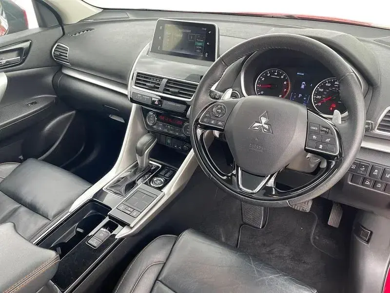 Usado Mitsubishi Eclipse 2019 Vermelho Citadino