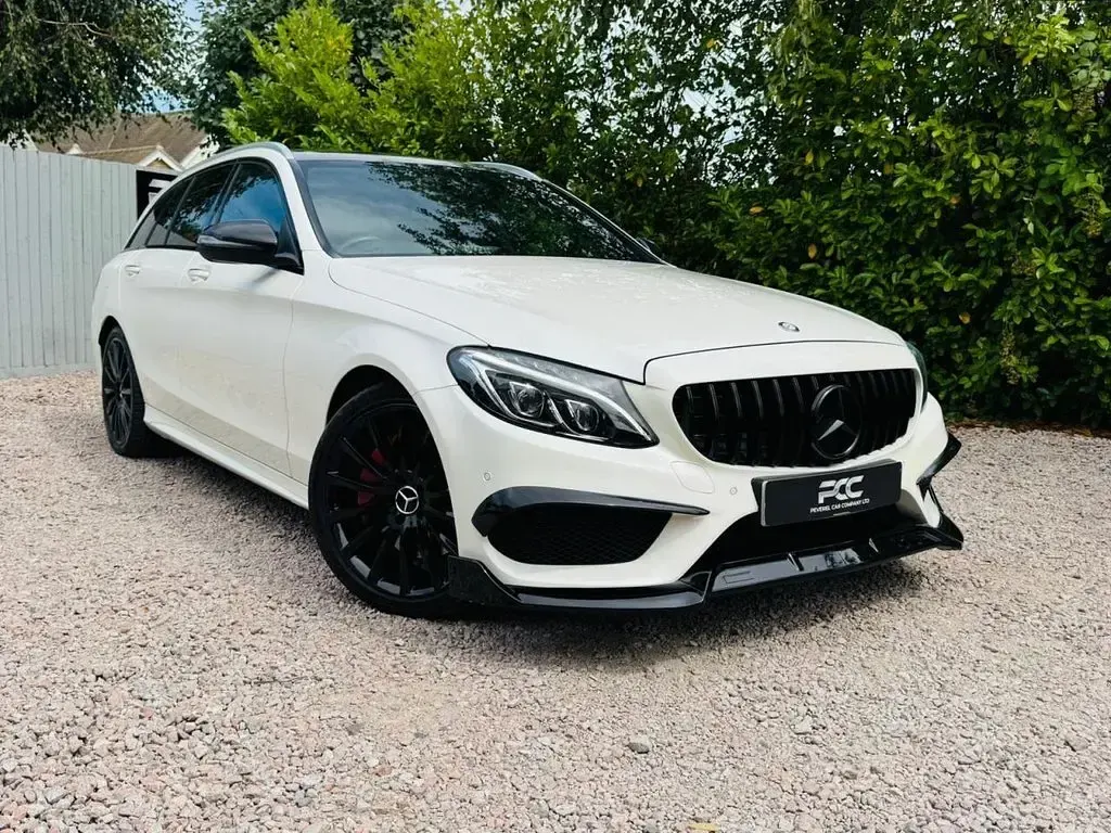 Used Mercedes C250 AMG Line Premium Plus 204 HP (150 kW) 2017 White Estate