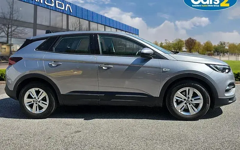 Used Vauxhall Grandland X 131 HP (96 kW) 2019 Grey SUV