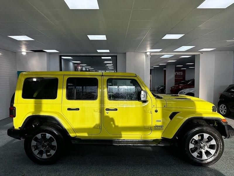 Used Jeep Wrangler Overland 272 HP (200 kW) 2023 Yellow SUV