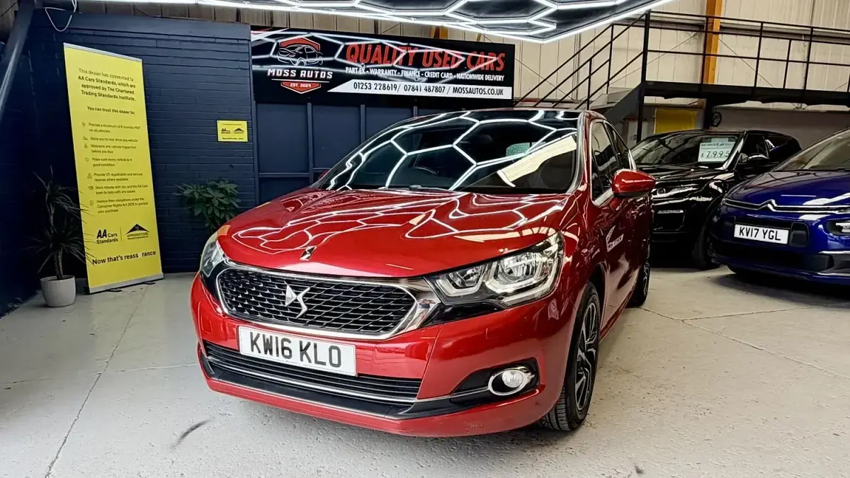Used DS Automobiles DS4 Elegance 120 HP (88 kW) 2016 Red Hatchback