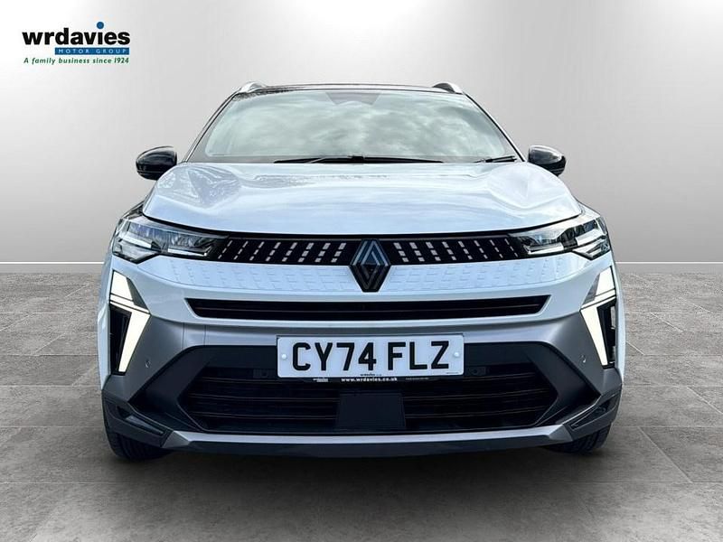 Used Renault Captur Esprit Alpine 143 HP (105 kW) 2024 White/black SUV