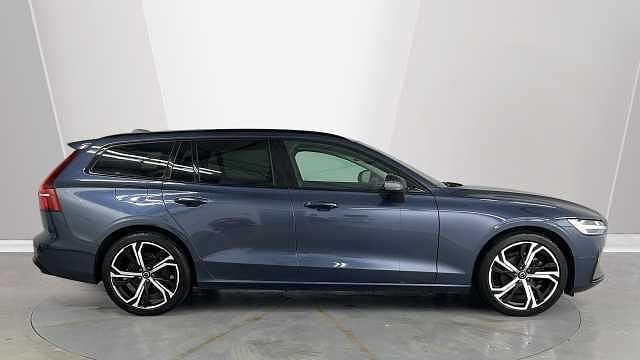 Used Volvo V60 Plus 194 HP (142 kW) 2025 Estate