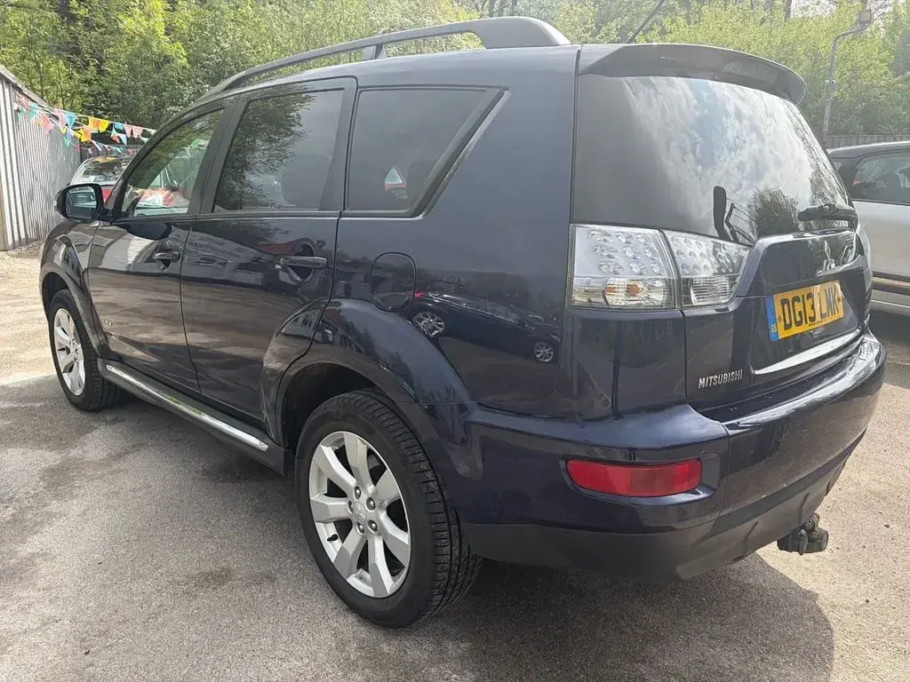 Used Mitsubishi Outlander 150 HP (110 kW) 2013 Blue SUV