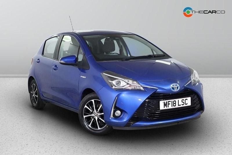 Blue Used 2018 Toyota Yaris Hybrid Hatchback | £12,475 (Good price) - Image 1/1