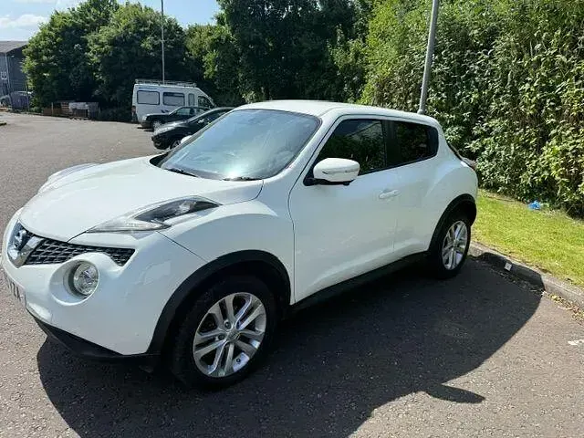 Used Nissan Juke Acenta Premium 115 HP (84 kW) 2015 White SUV
