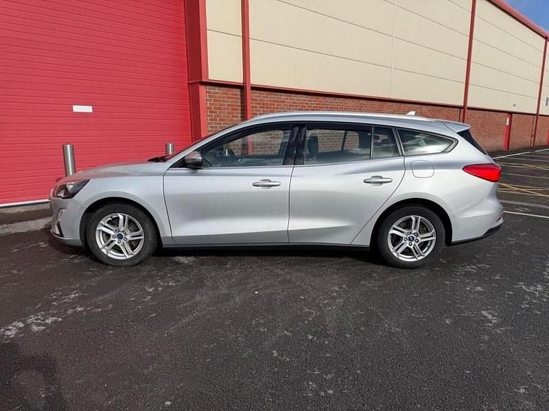 Used Ford Focus Zetec 95 HP (69 kW) 2024 Silver Estate