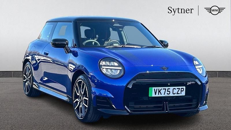 Usado Mini Cooper Hatch 133 kW (181 HP) 2025 Azul Citadino